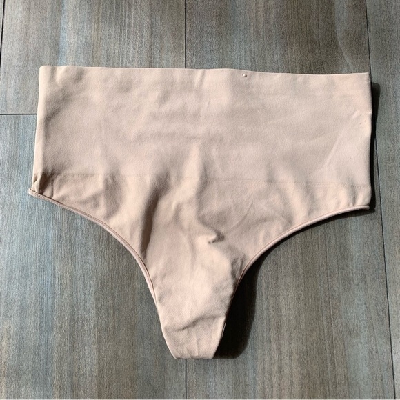 SPANX EcoCare power sculpting Shaping Thong Underwear 40048R nude size XL - Picture 2 of 7